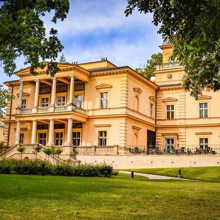 Vila Lanna Prag Exteriör bild